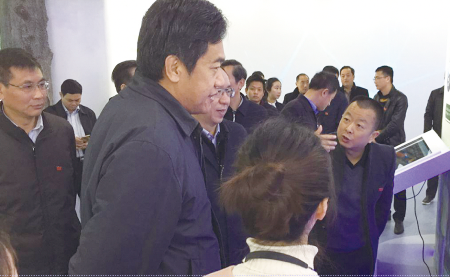 時任廣東省政府副省長、黨組成員鄧海光等領導蒞臨飛尚靖安項目考察調研